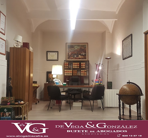DESPACHO BUFETE DE ABOGADOS EN ZAFRA Vega