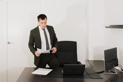 ABOGADOS EN EXTRANJERÍA Y NACIONALIDAD