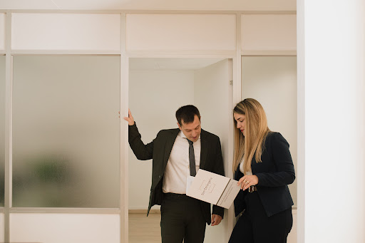 ABOGADOS EN EXTRANJERÍA Y NACIONALIDAD