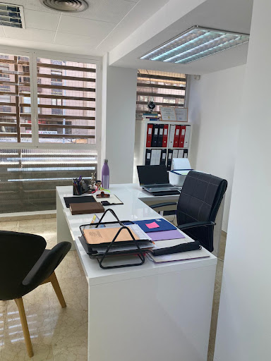 Carine Saenz Abogados