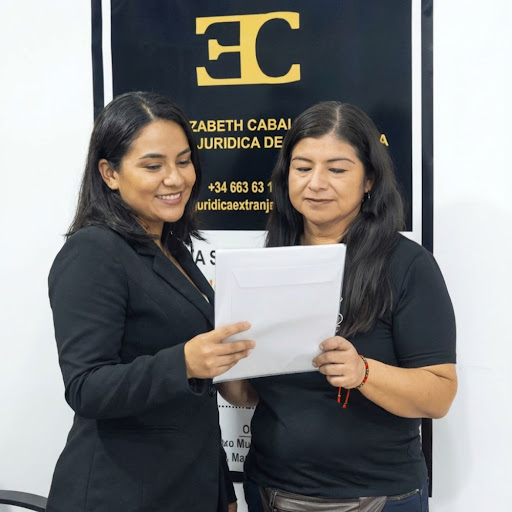 Asesoría Jurídica de Extranjería Elizabeth Caballero