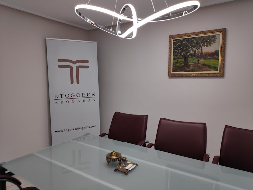 Roca de Togores, Togores abogados Elche