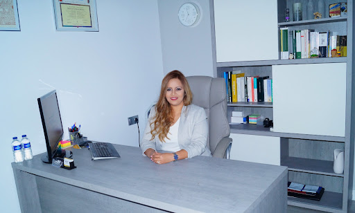 Claudia Reinoso - RRC Abogada