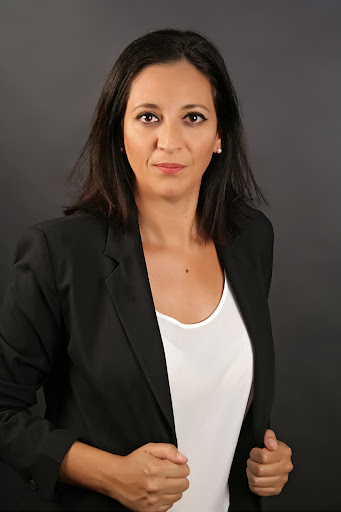 RHA Rebeca Hidalgo Abogada