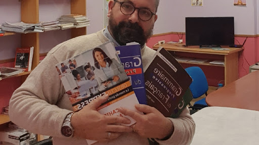 Hiru Prestakuntza Francés Euskera Inglés Castellano Alemán Chino y Italiano en Beasain Academia de idiomas Goierri Gipuzkoa