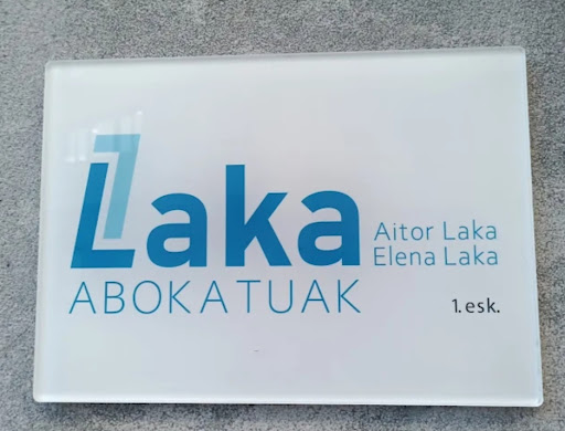 Laka abokatuak